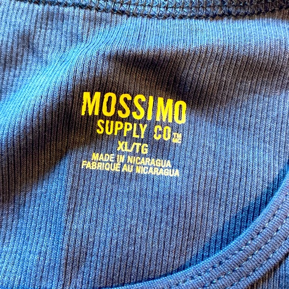 6 Different Color and Brand Tank Tops - Picture 2 of 3